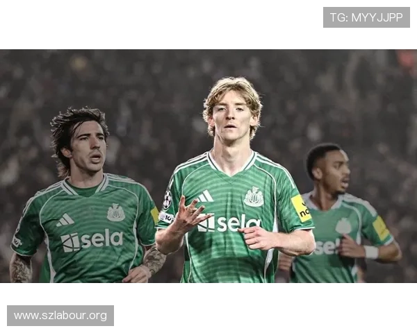 戈登半场四球成队史欧冠第一人